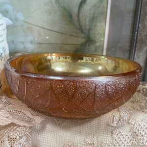 Beautiful Vintage Jeannette Marigold Carnival Glass Crackle Pattern Bowl